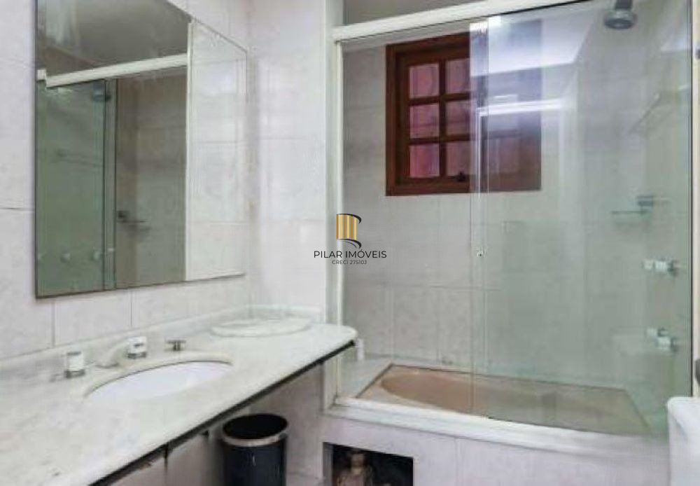 Casa 4 dormitórios no bairro Jardim Sabará