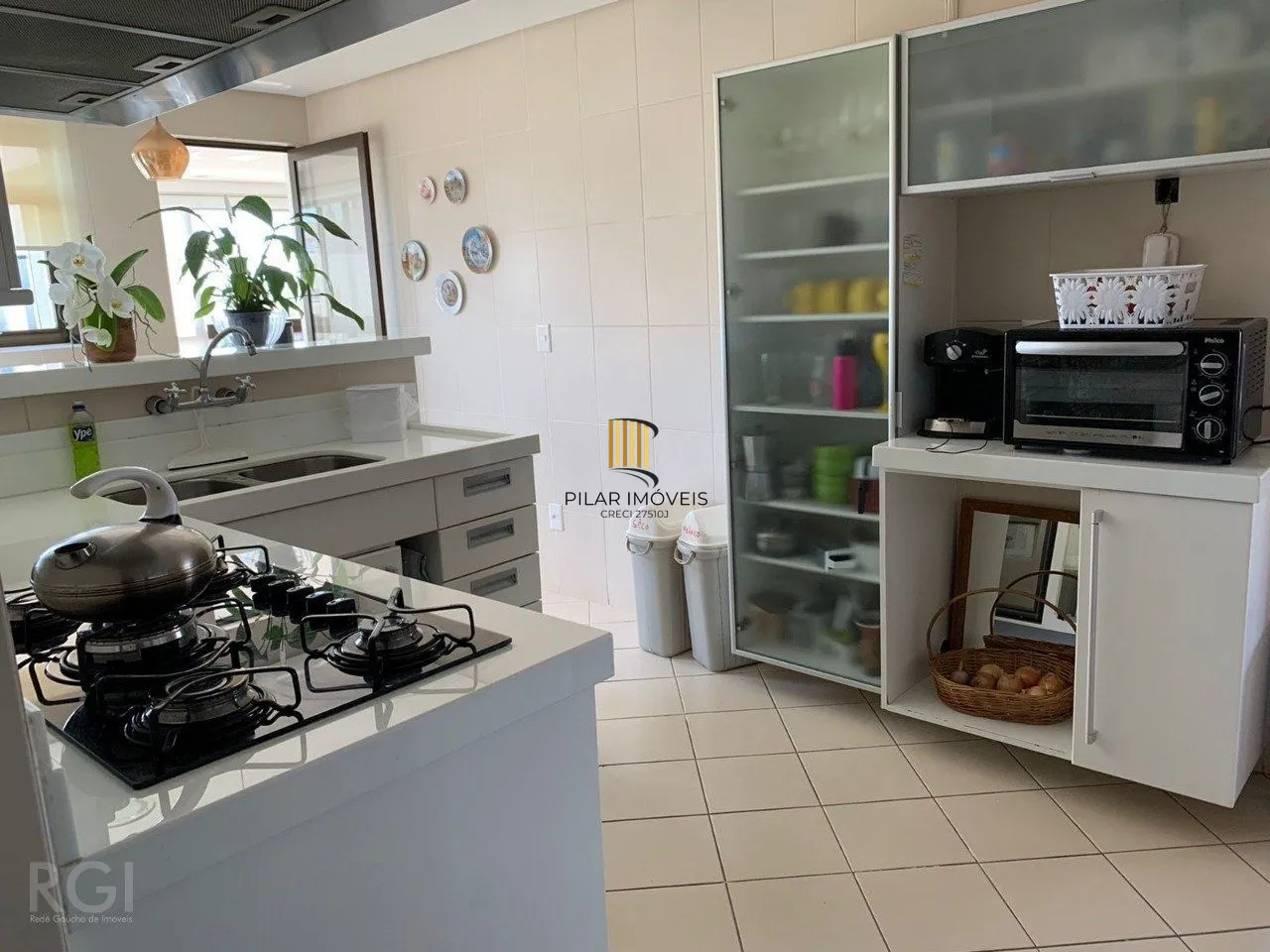 Cobertura para Venda - 310m², 3 dormitórios, sendo 1 suites, 4 vagas - Rio Branc