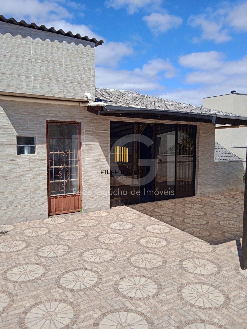 Casa para Venda - 750m², 6 dormitórios, sendo 3 suites, 4 vagas - Partenon