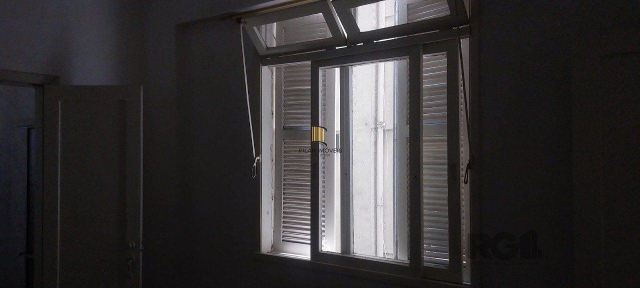 Próximo  Casa de Cultura Mario Quintana, apto  de 1 dormitório,