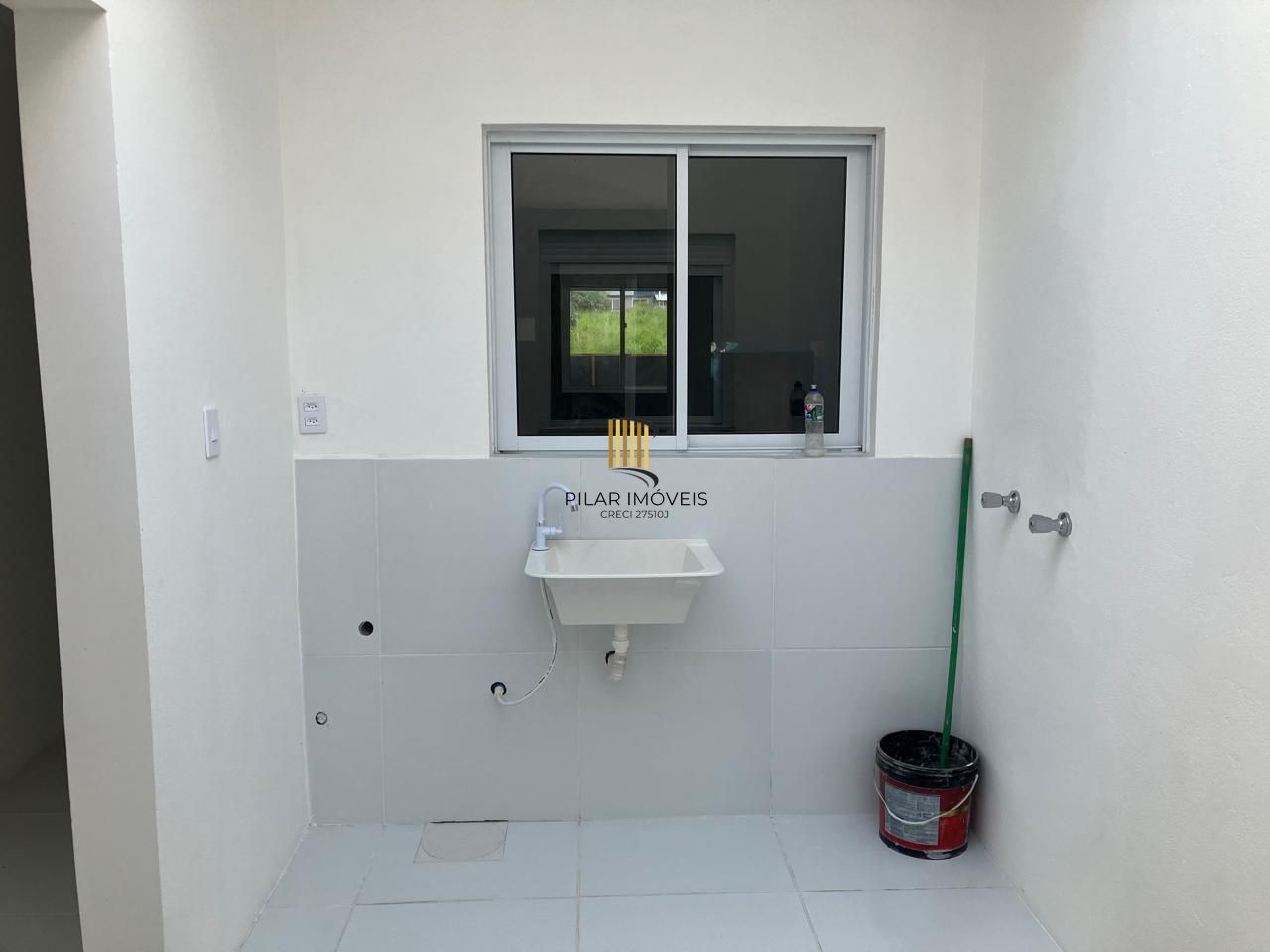 **Casa de Condomínio Novo em Alvorada, Rio Grande do Sul**