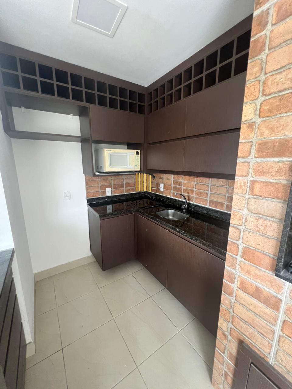 Cobertura reformada com terraço