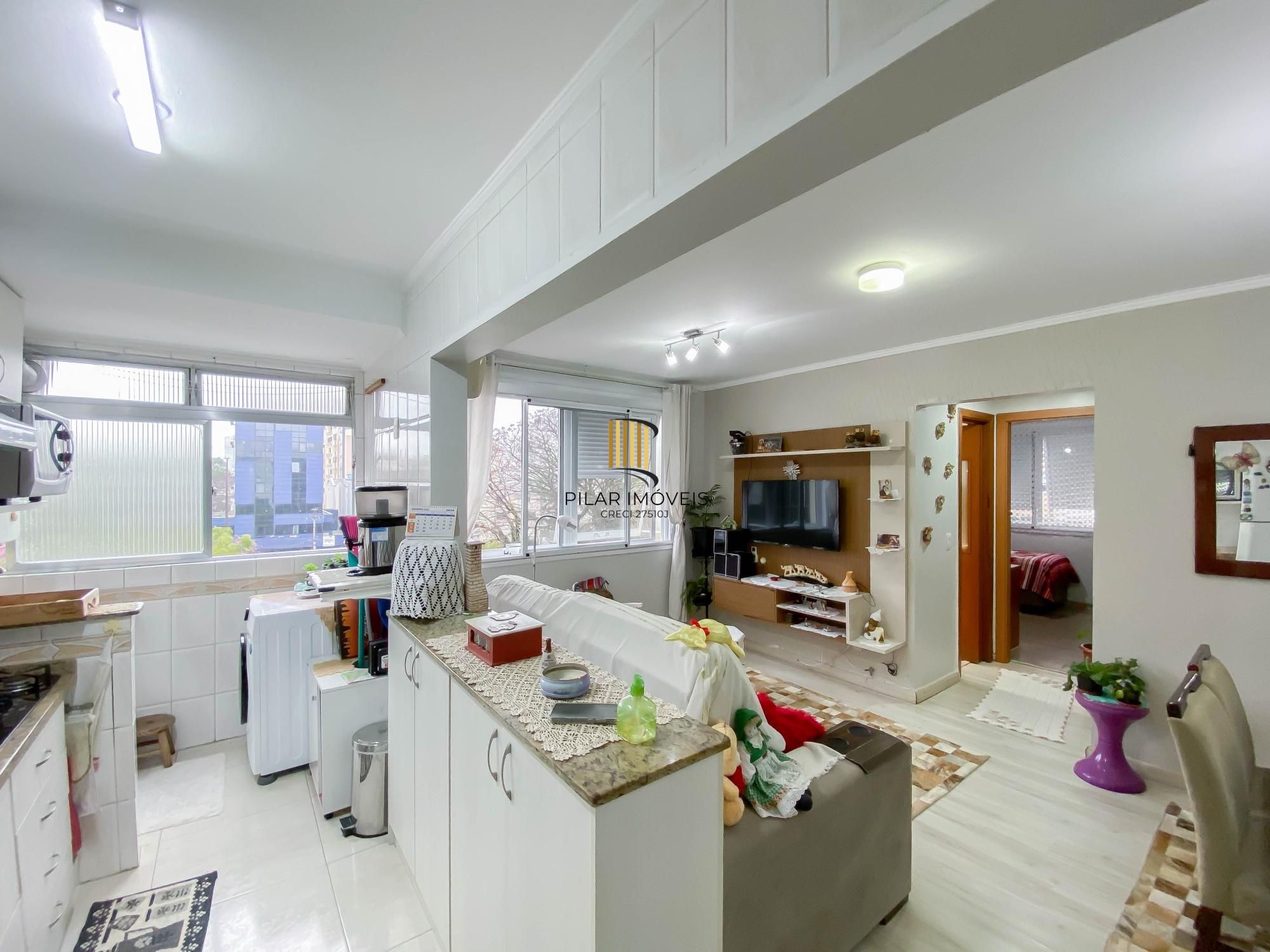 Apartamento 2 Dormitórios à Venda na Cidade Baixa – 75m², Pronto para Morar