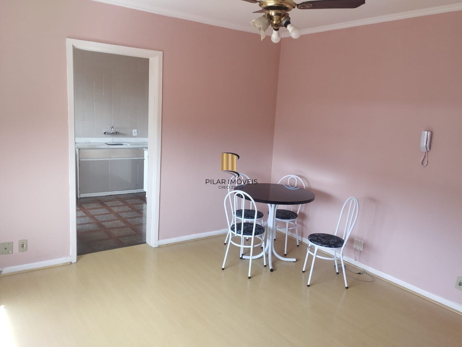 Apartamento 1 Dormitório na João Pessoa – Amplo, Ensolarado e com Área de Serviço Separada