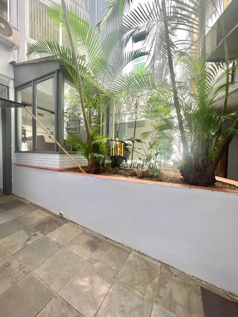 Apartamento-02Dormitorios-Garagem-Cidade-Baixa