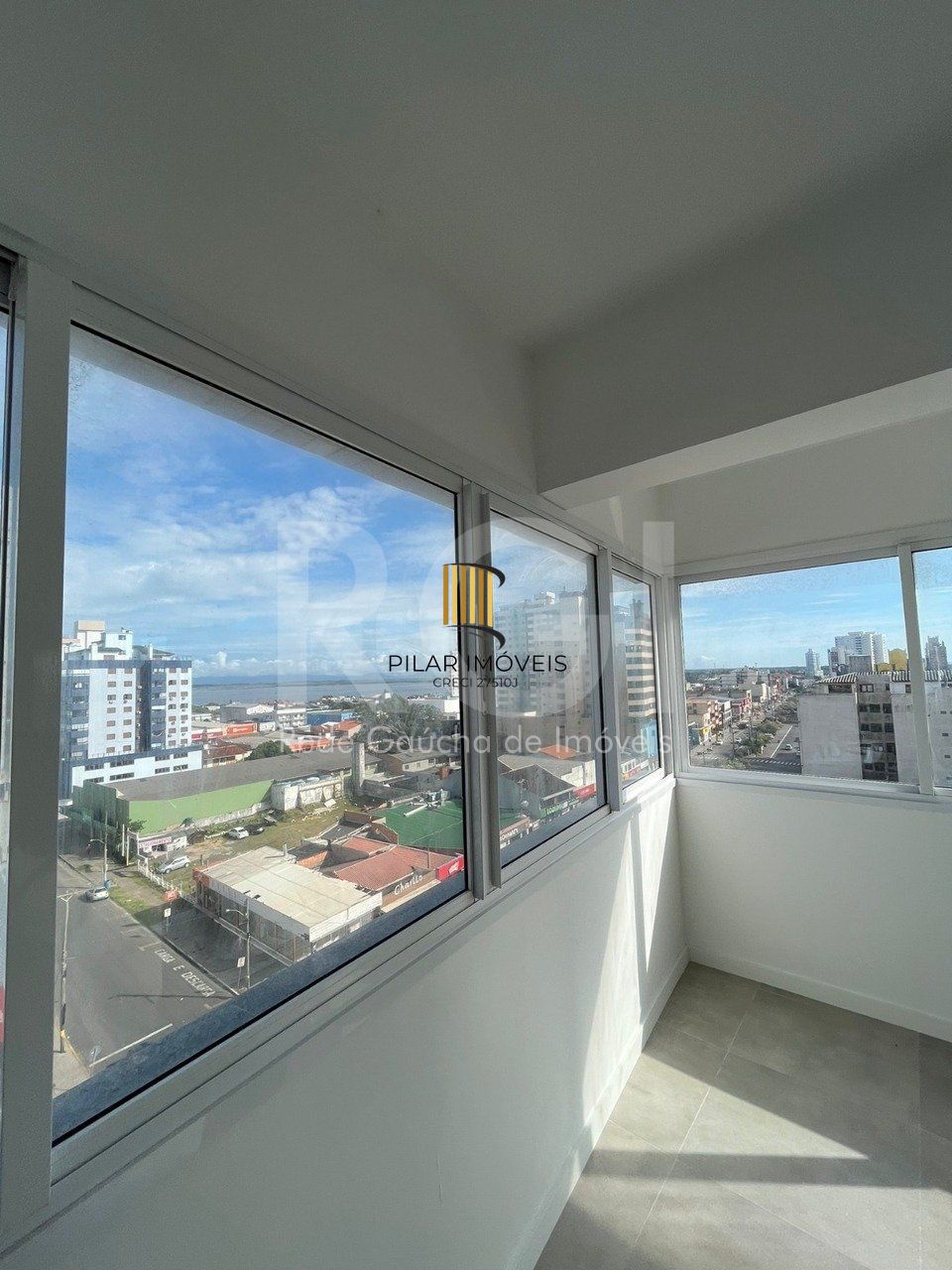 Apartamento com 3 Quartos e 3 banheiros à Venda, 129 m² Centro de Tramandaí