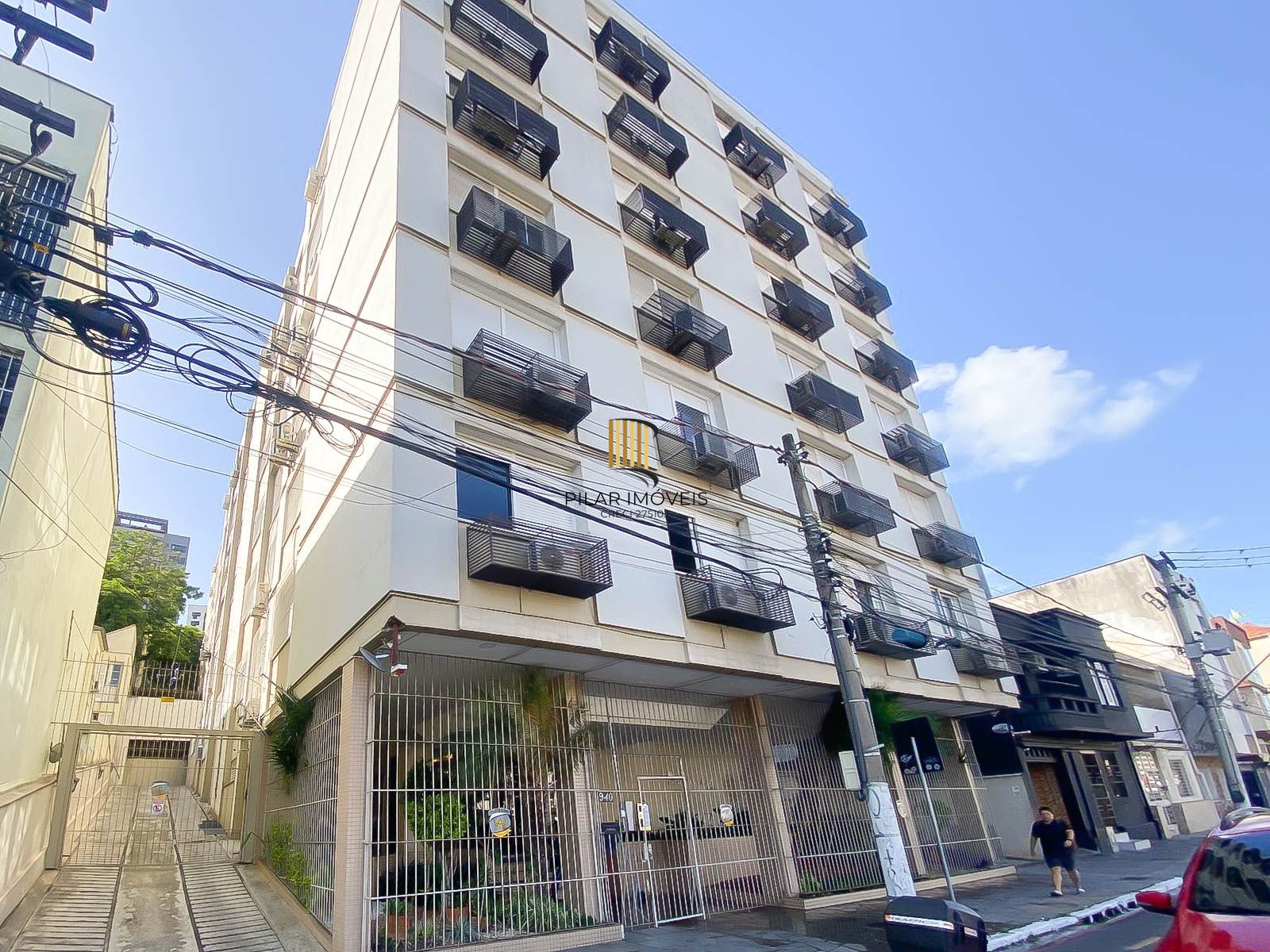 Apartamento 2 Dormitórios com Suíte, Closet, Escritório e Garagem no Rio Branco