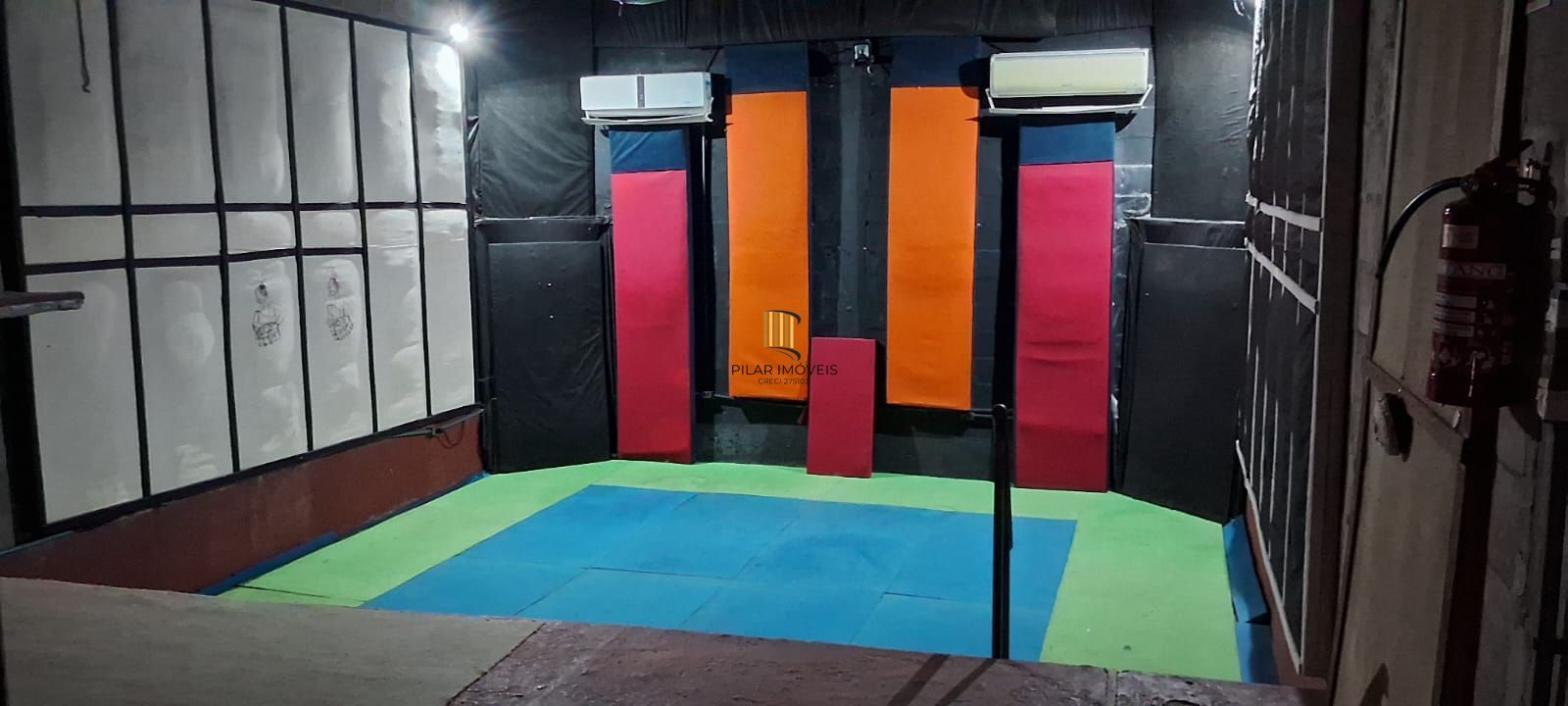 Casa Comercial Reformada no Bairro Rio Branco