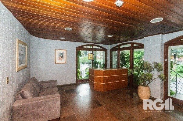 APARTAMENTO DE 3 DORMITÓRIOS COM VAGA DE GARAGEM NA AV IGUASSU