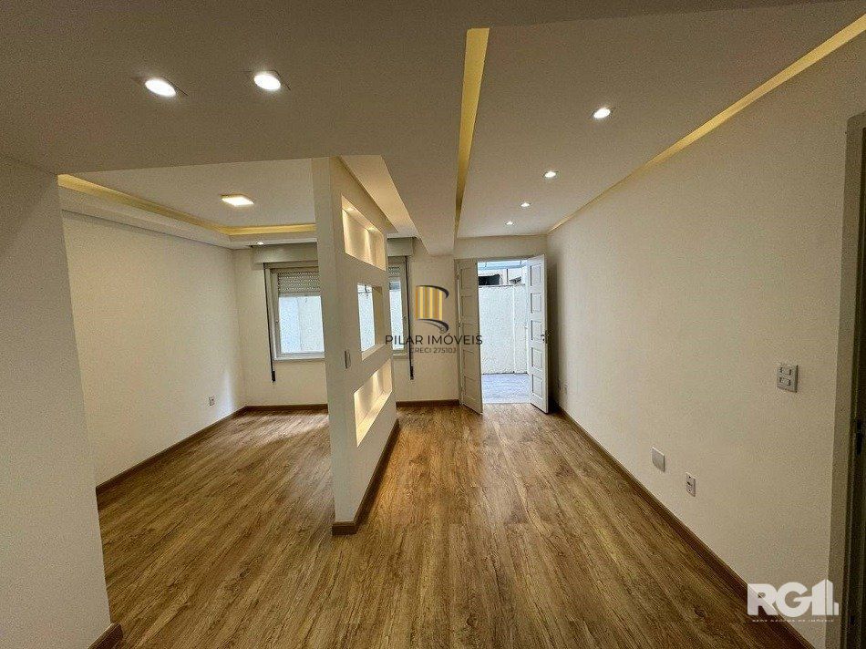 **Oportunidade Única! Apartamento Kitnet na Cidade baixa em Porto Alegre** - Pilar Imóveis