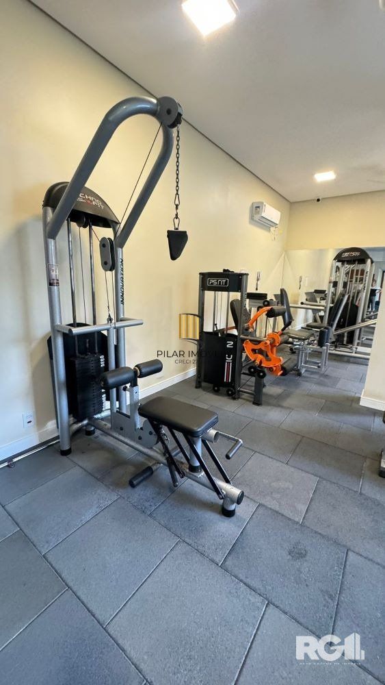 APARTAMENTO SEMI MOBILIADO - 3  DORM COM  GAR - CÓD. RP390648