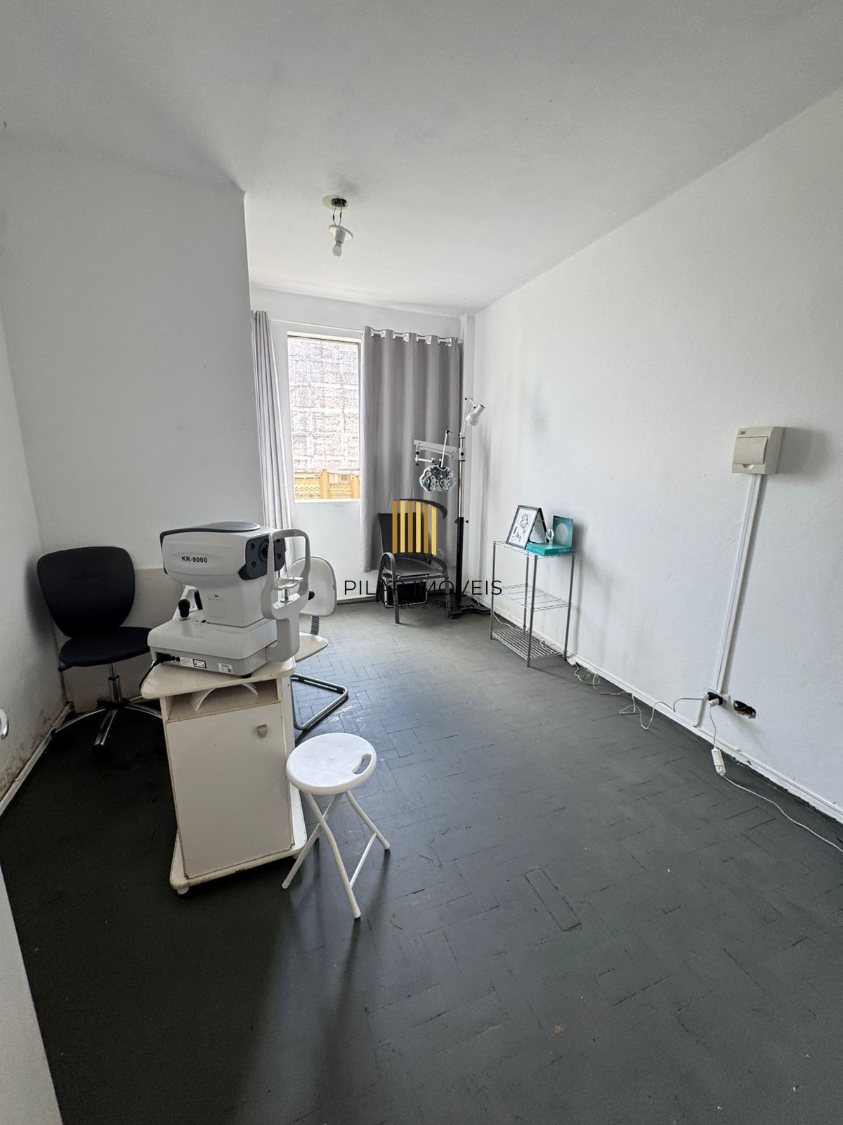 Consultório Vista para o Guaíba, 2 Ambientes e Banheiro - Galeria do Rosário