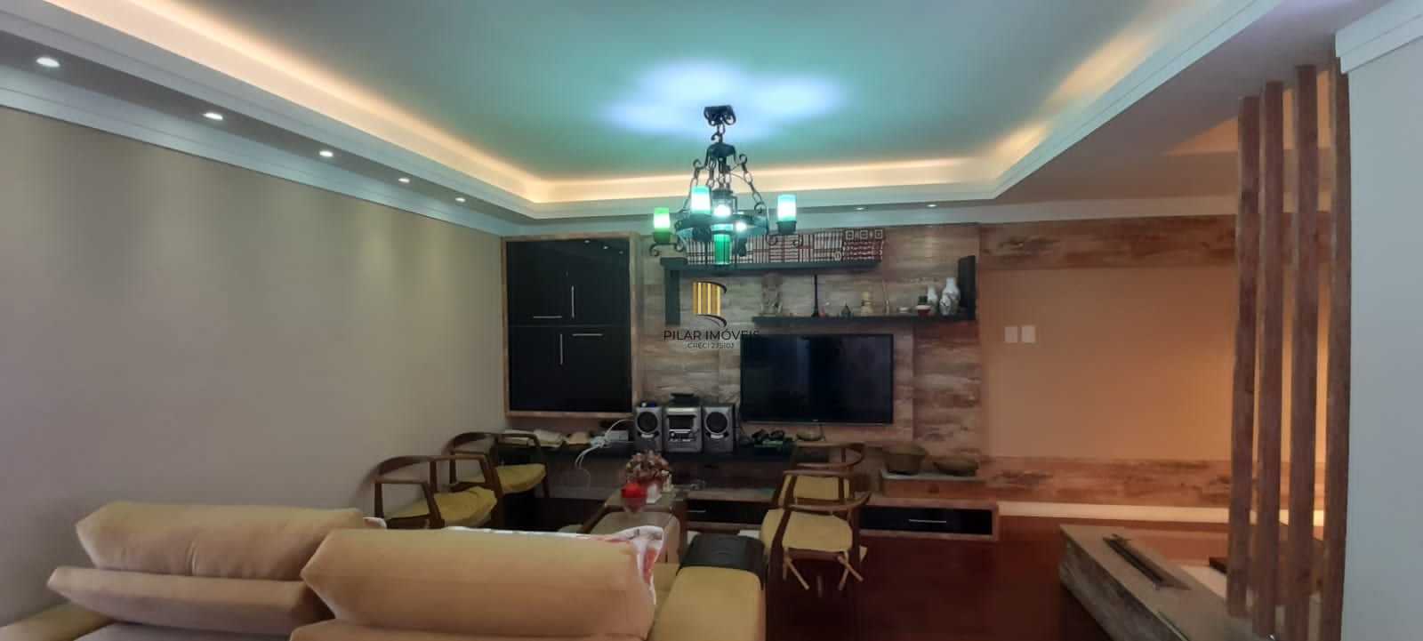 Cobertura para Venda - 234m², 3 dormitórios, sendo 1 suites, 2 vagas - Santana