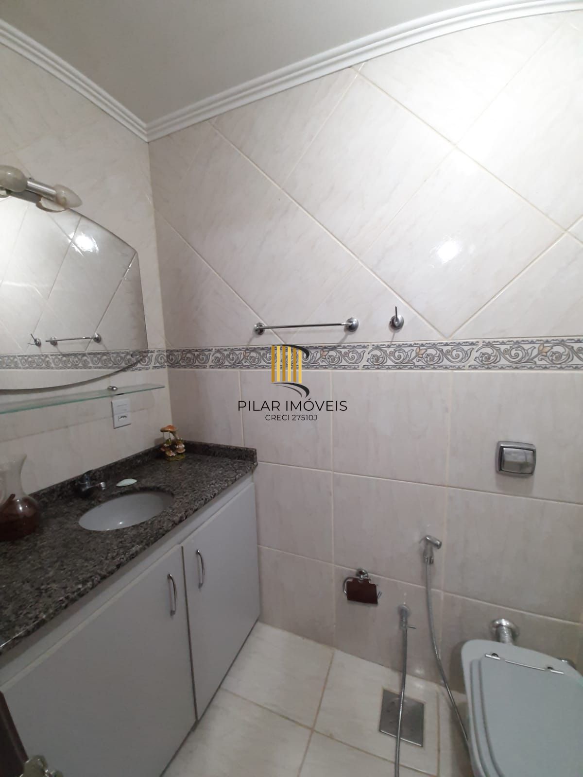Apartamento de 2 Dormitórios para Vender no Centro Histórico