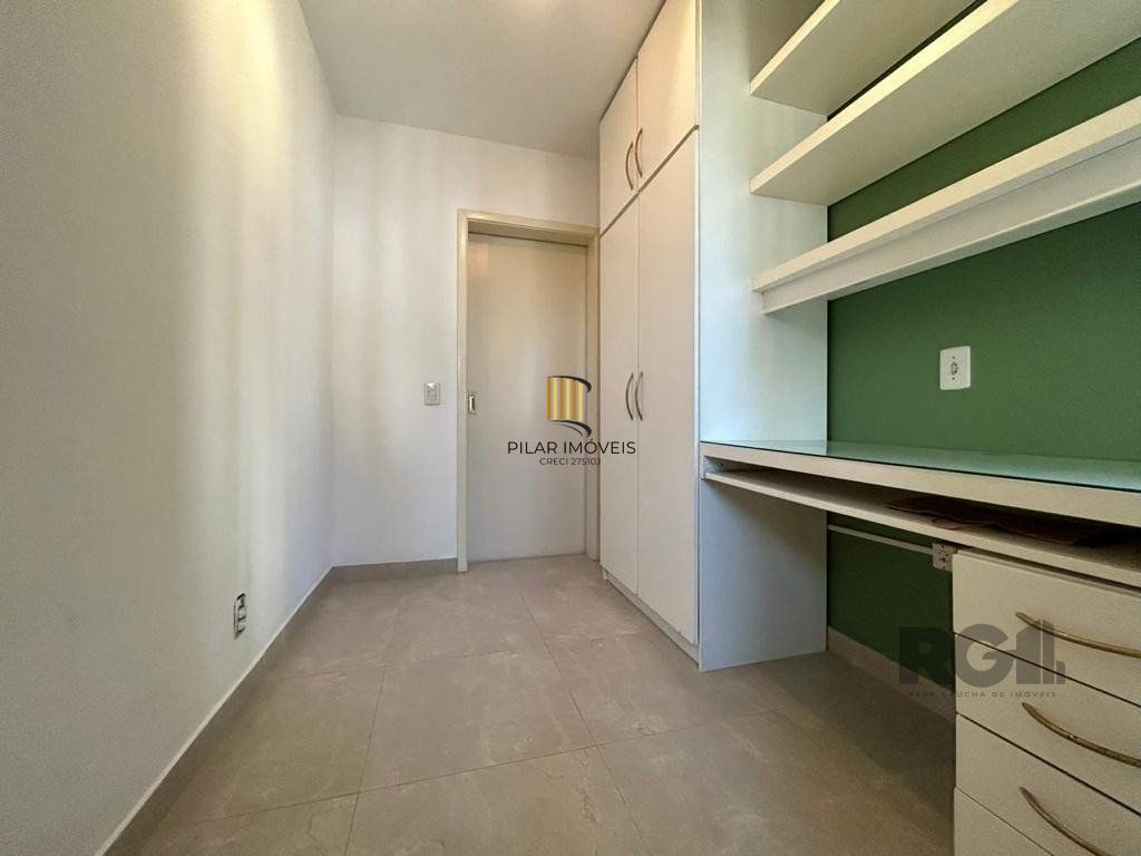 Apartamento de 72m² com 2 dormitórios, no bairro no bairro Mont Serrat.