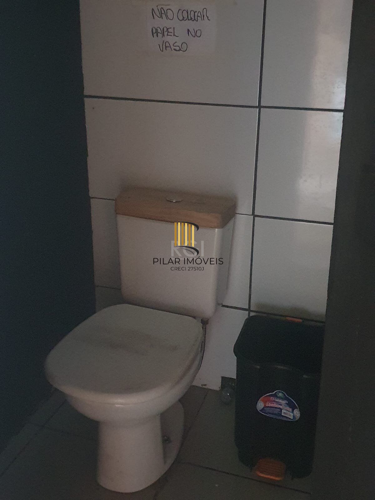 Casa para Venda - 242m², 3 dormitórios, 1 vaga - Cidade Baixa