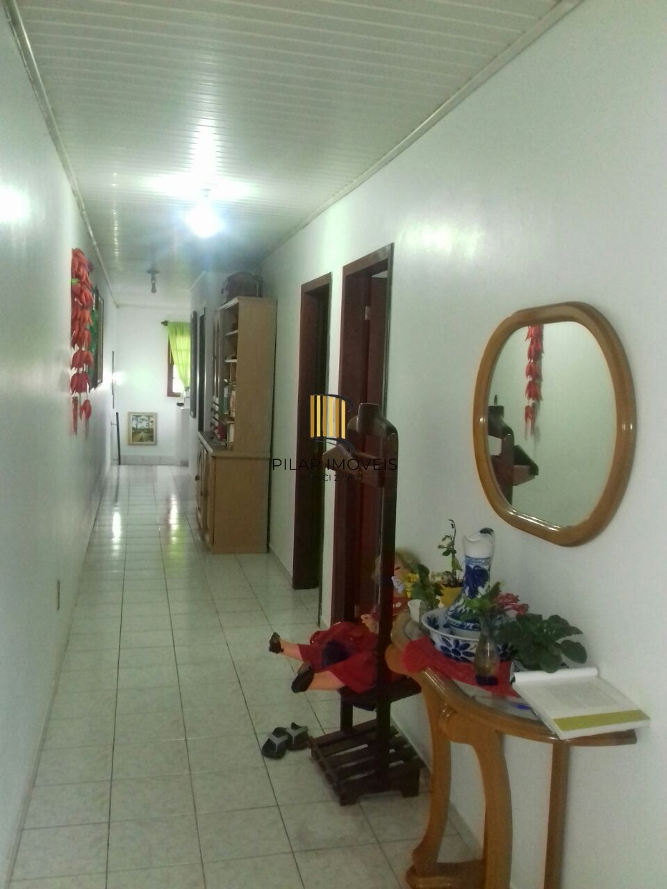 Casa para Venda - 130m², 5 dormitórios, sendo 1 suites, 2 vagas - Partenon