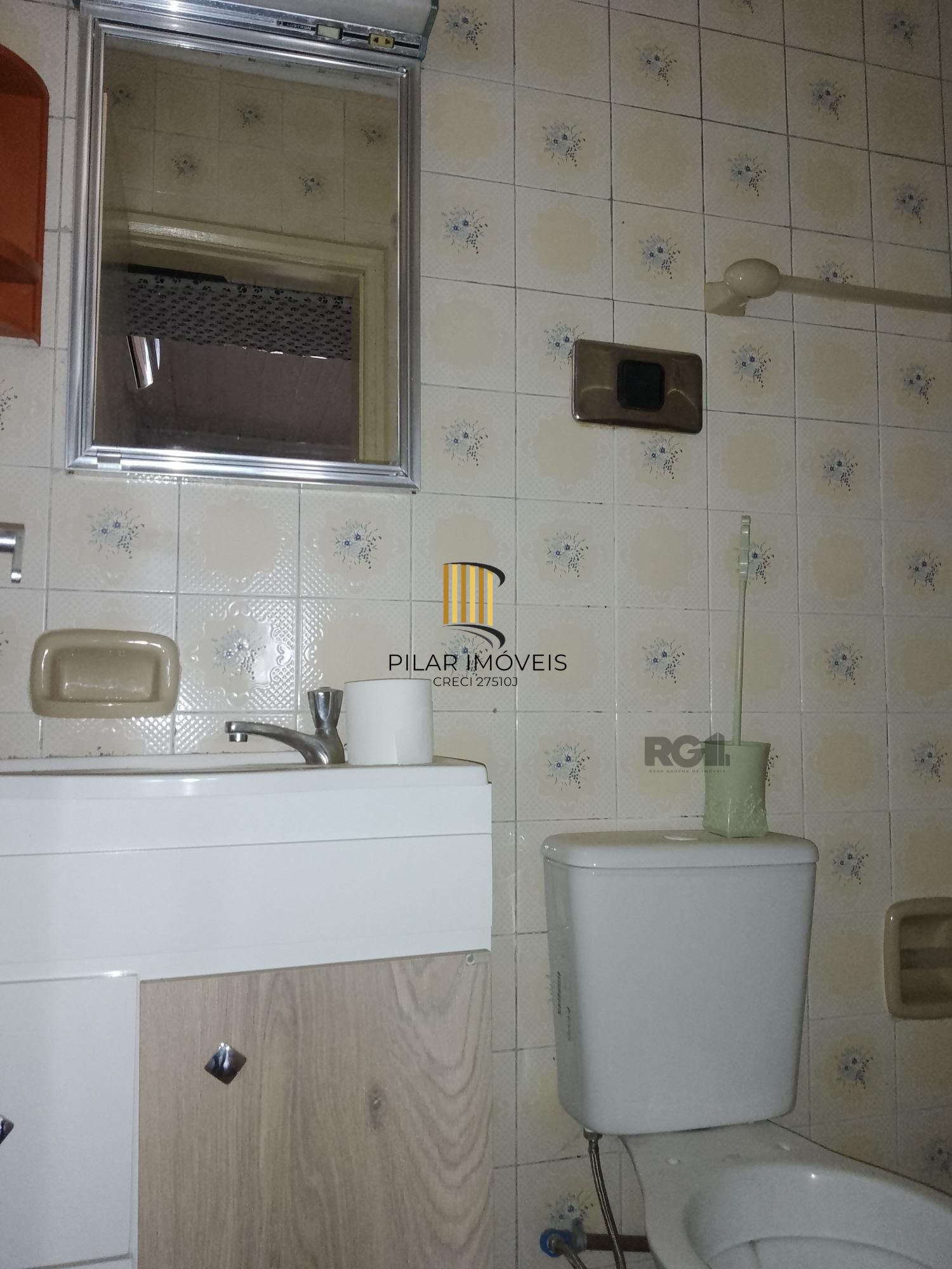 Casa 4 dormitórios, terreno com 1639m² à venda no Morro Santana