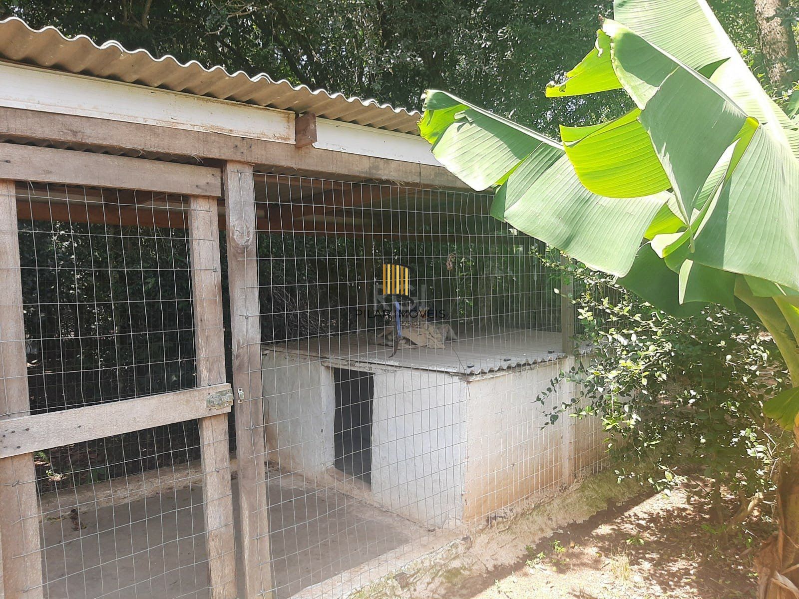 Sítio para Venda - 1800m², 2 dormitórios, Horto Das Oliveiras