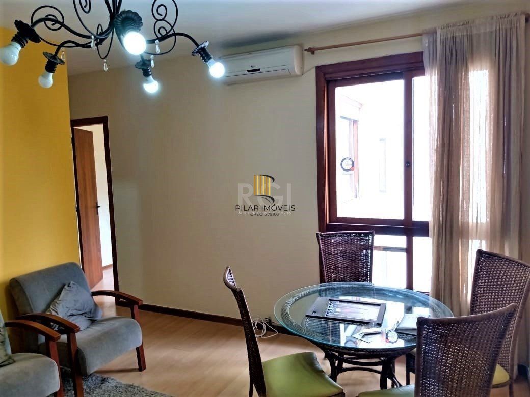 Apartamento para Venda - 53m², 2 dormitórios, 1 vaga - Petrópolis