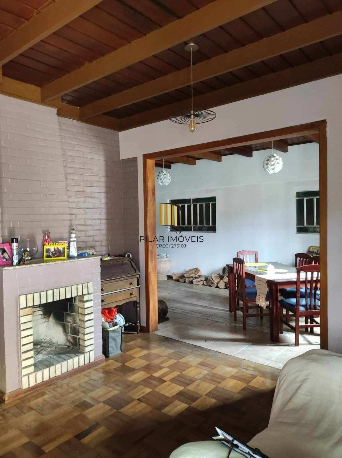 Casa 3 dormitórios no bairro Partenon