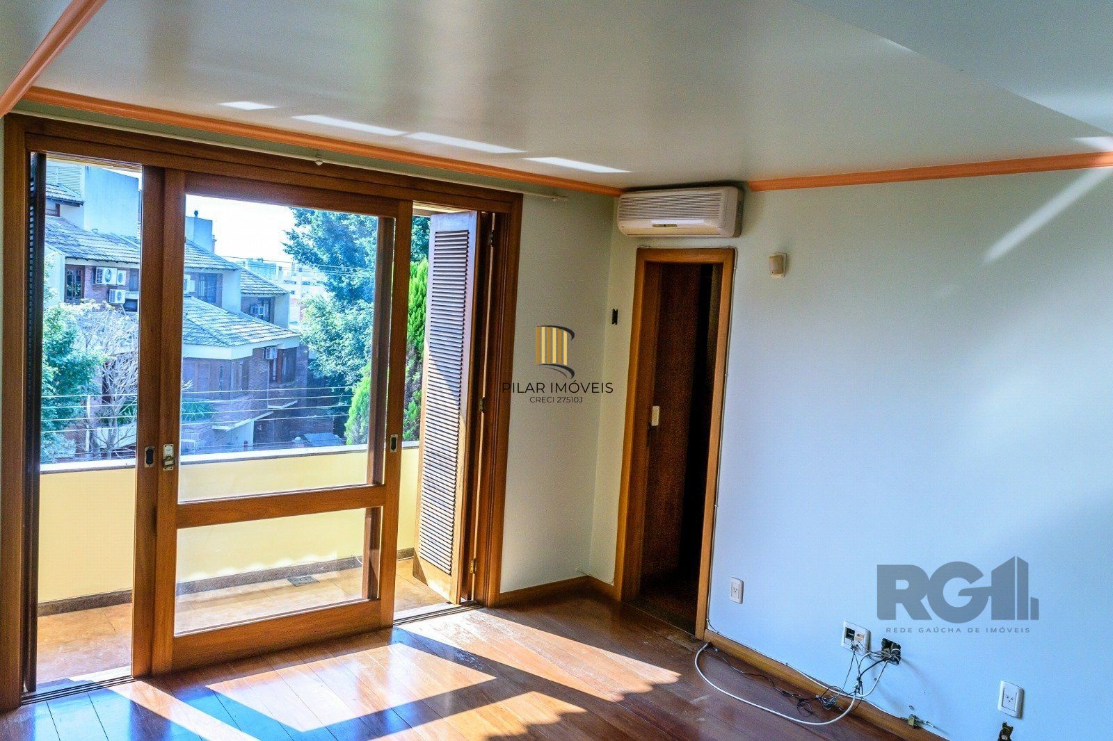 Casa 3 dormitórios no bairro Chácara das Pedras