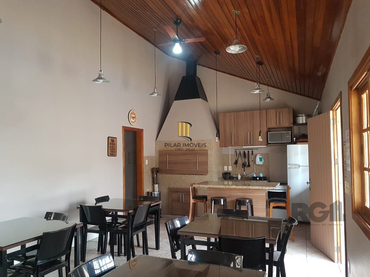 Casa de Condomínio 3 dormitórios no bairro Partenon