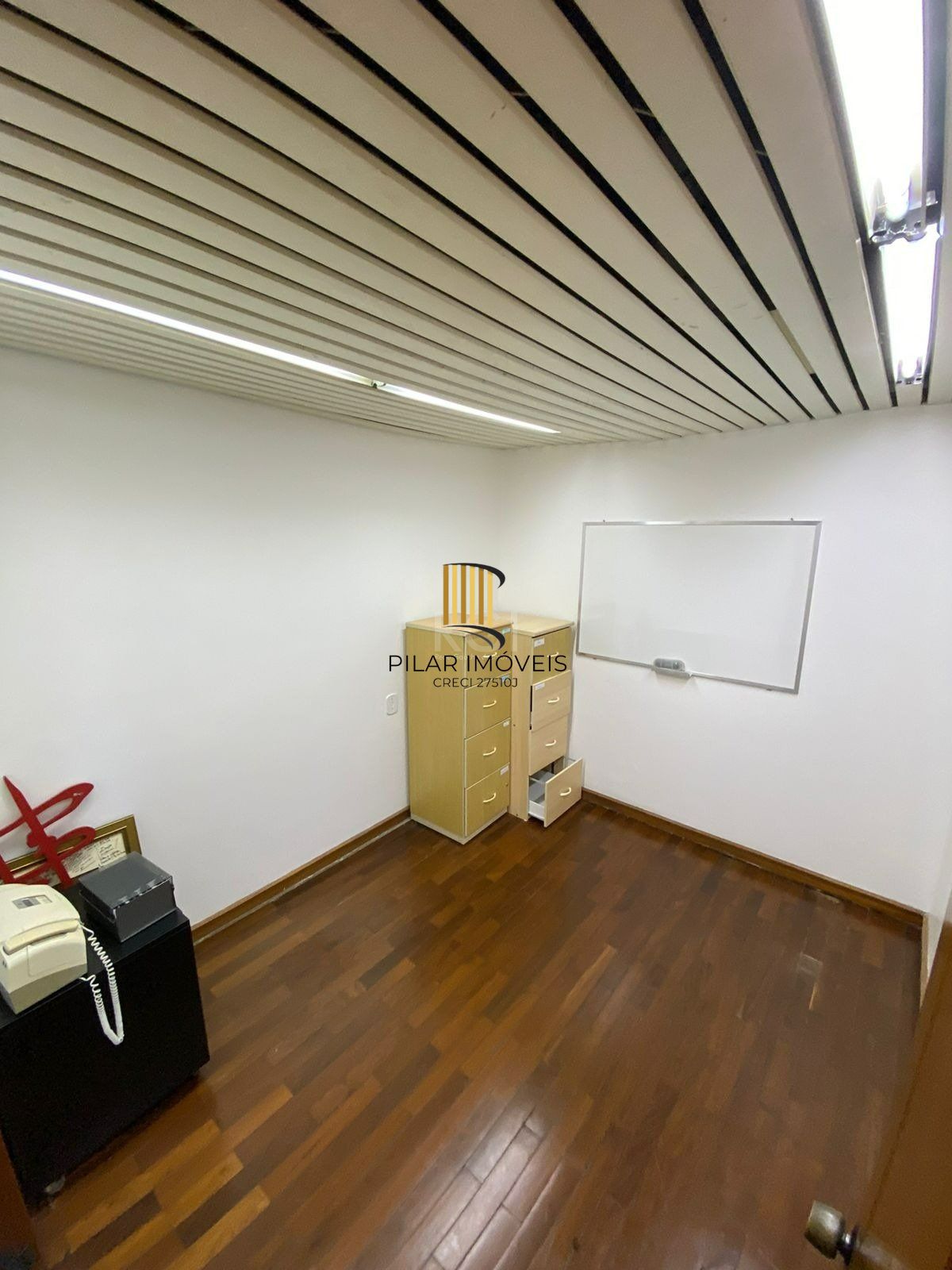 SALA COMERCIAL NO CENTRO HISTÓRICO