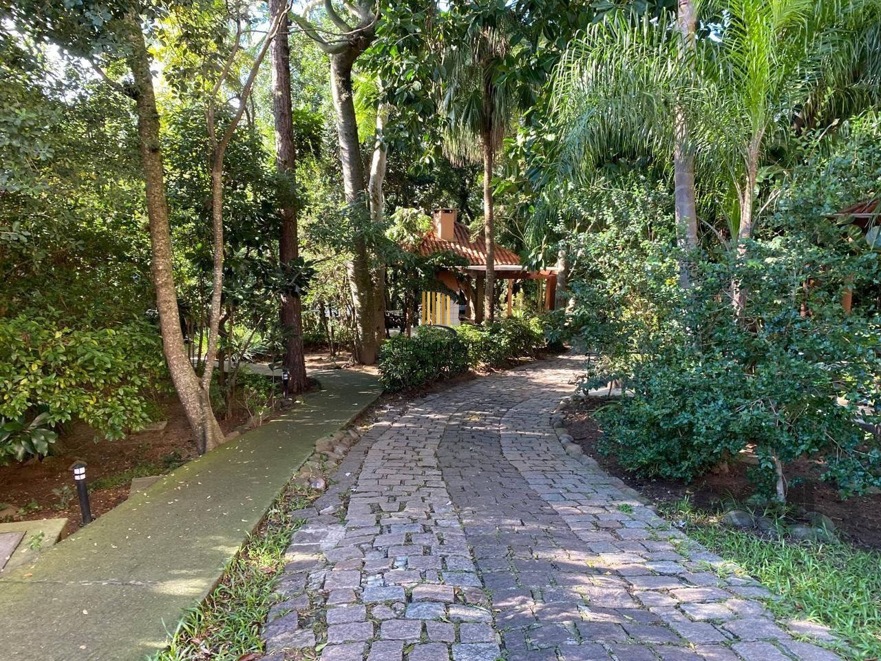 Apartamento de 3 dormitóios no bairro Teresopolis