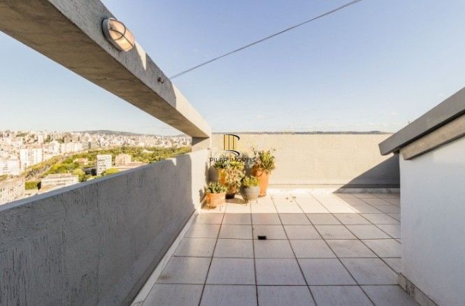 Cobertura 2 dormitórios no bairro Centro Histórico