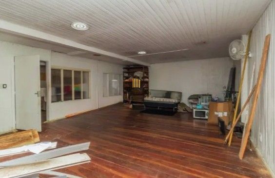 Casa para Venda - 308m², 3 dormitórios, sendo 1 suites, 2 vagas - Coronel Aparício Borges