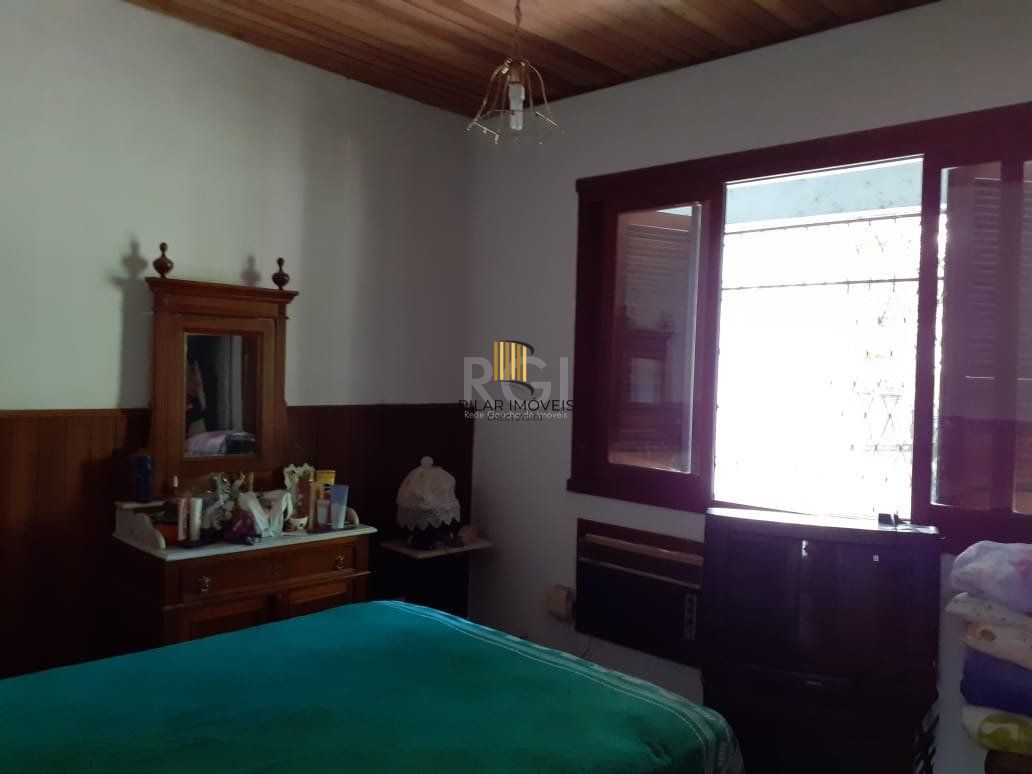 Casa para Venda - 120m², 3 dormitórios, 1 vaga - Santa Tereza