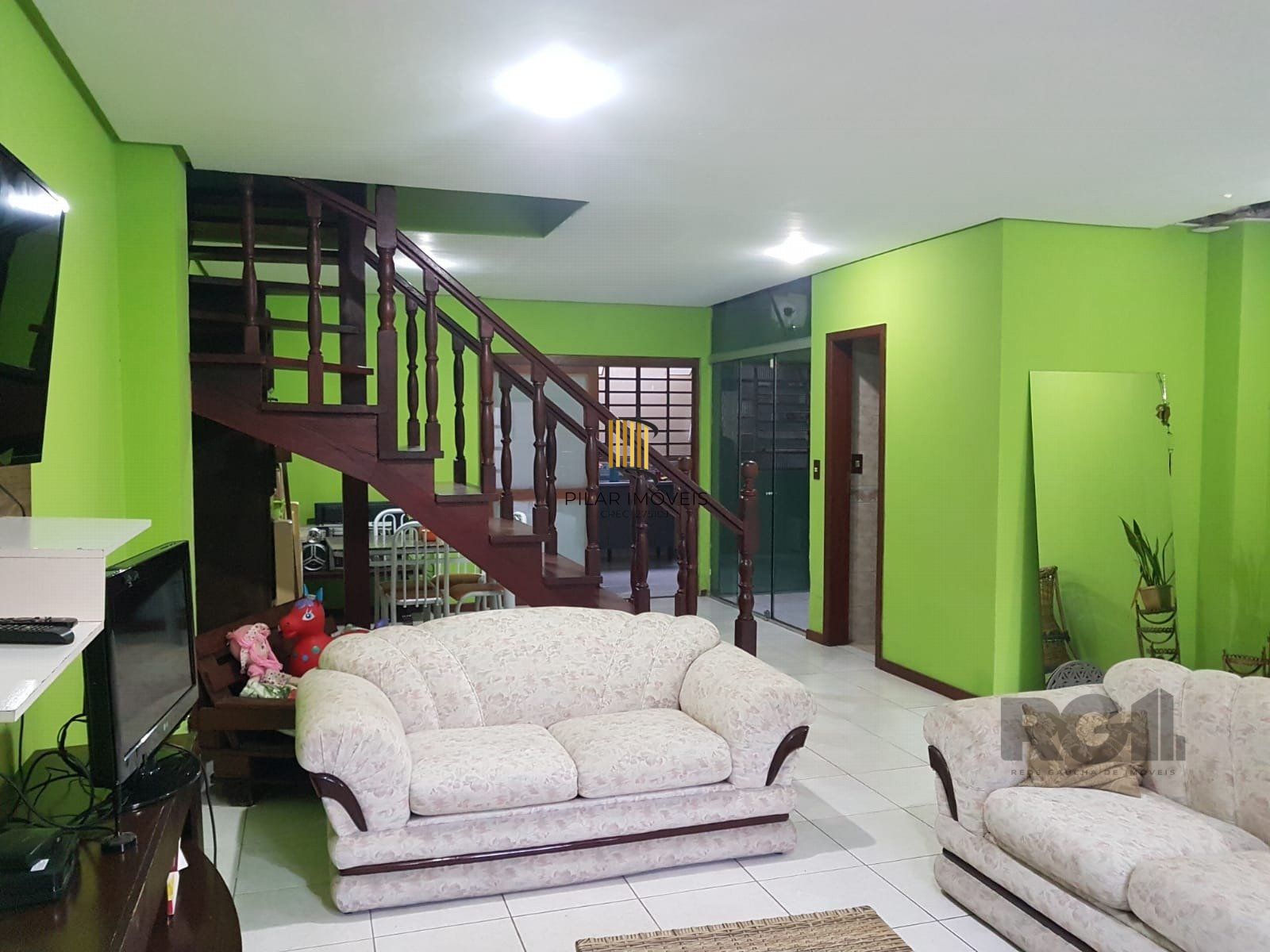 CASA 4 DORMITORIOS SANTANA