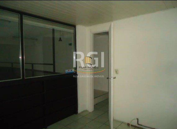 Loja para Venda - 100m², 0 dormitórios, Partenon