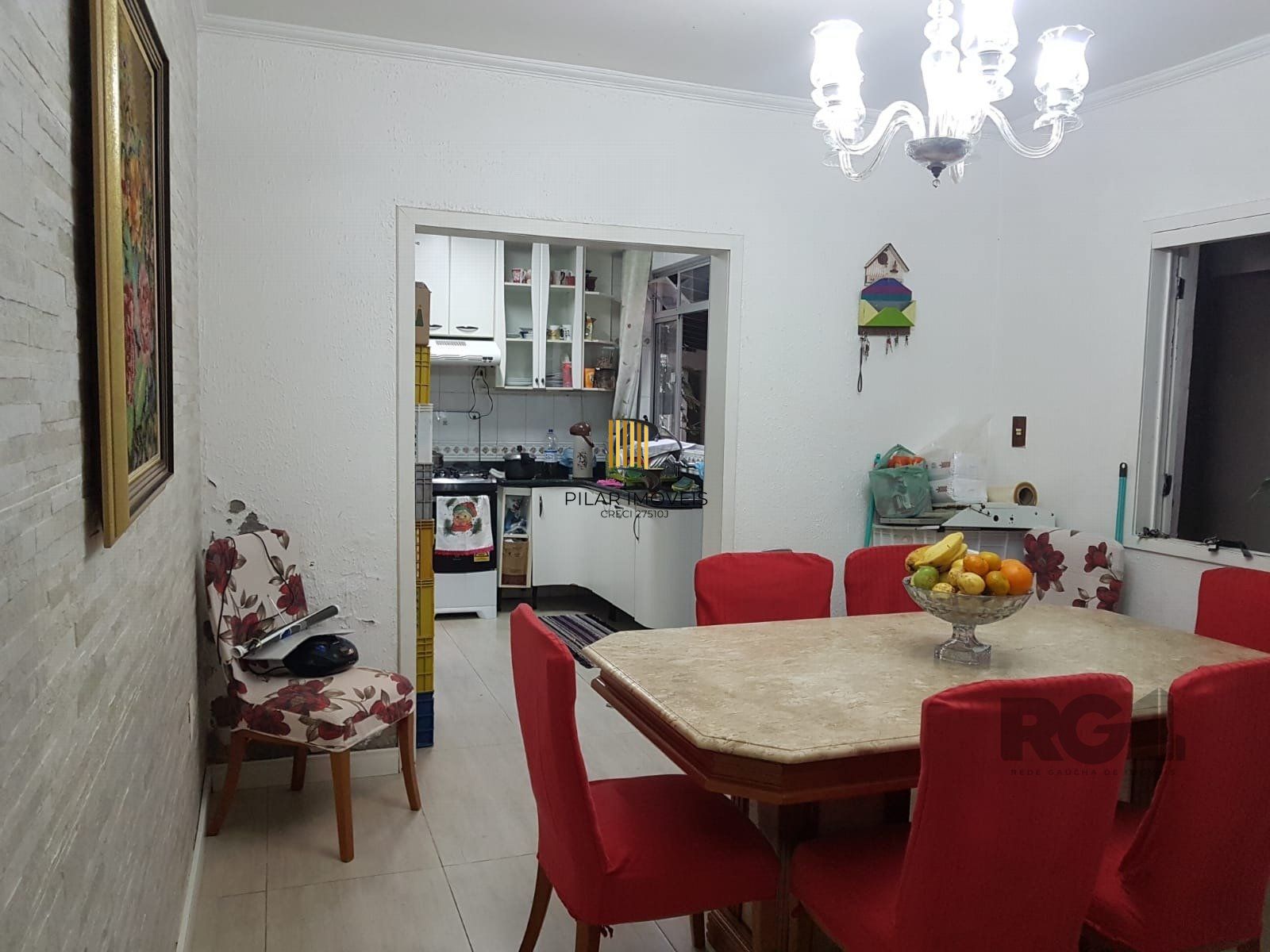 CASA 4 DORMITORIOS SANTANA