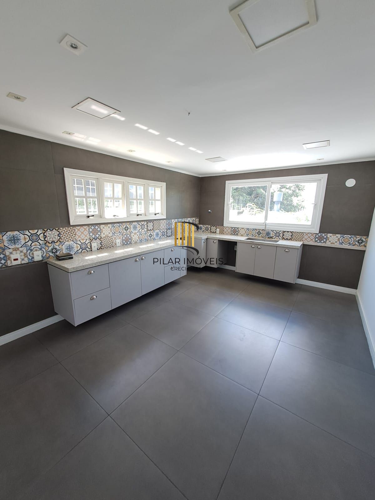 Casa 3 dormitórios no bairro Auxiliadora