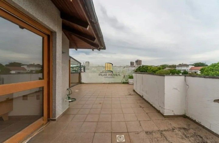 Cobertura 3 dormitórios no bairro Chácara das Pedras