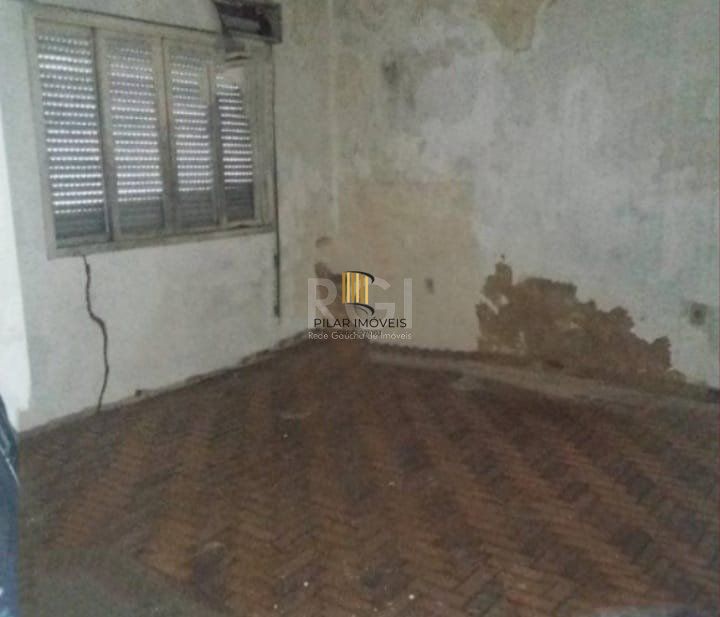 Casa para Venda - 253m², 3 dormitórios, sendo 1 suites, 1 vaga - Santana