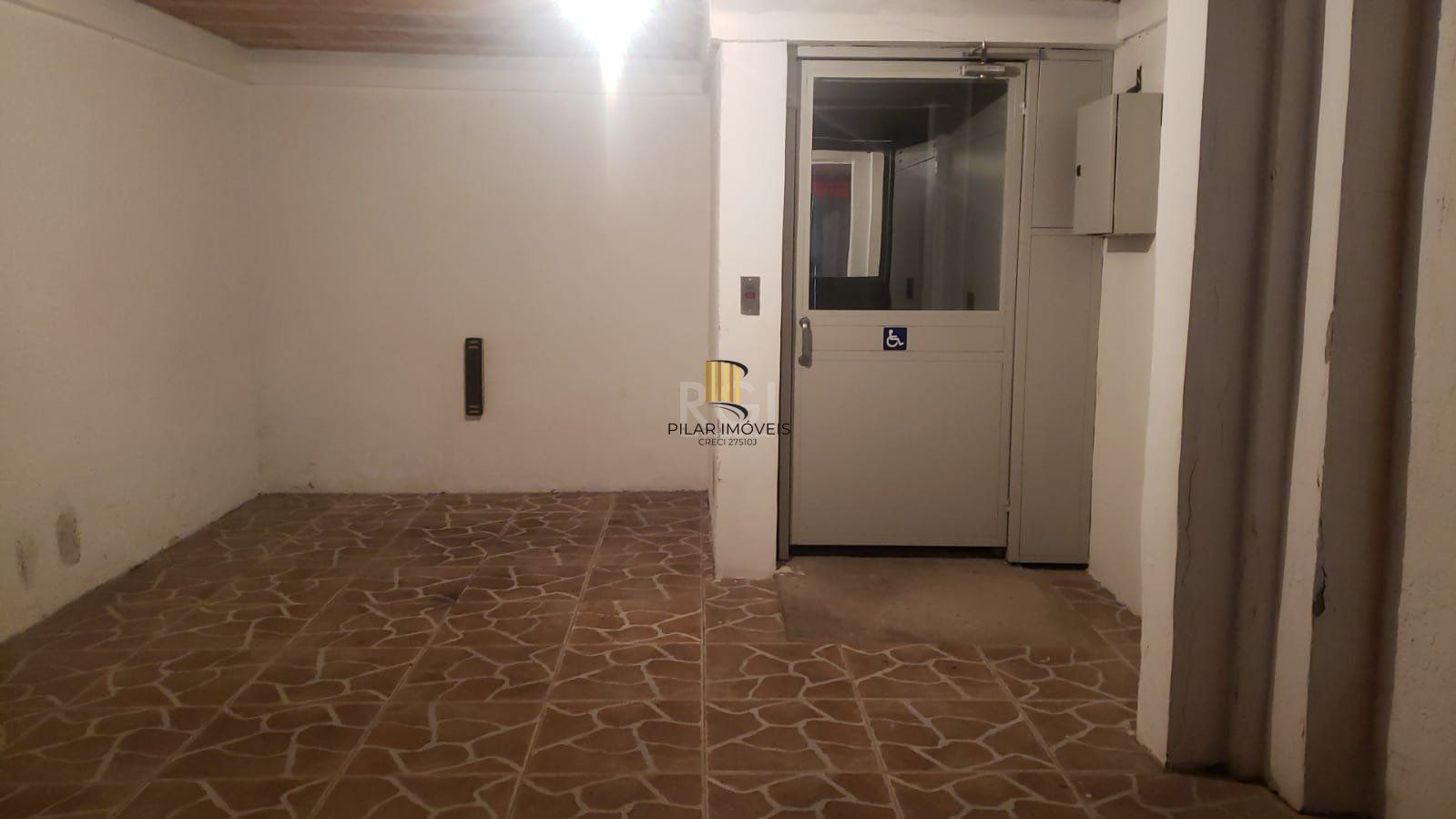 Predio para Venda - 660m², 0 dormitórios, Sarandi
