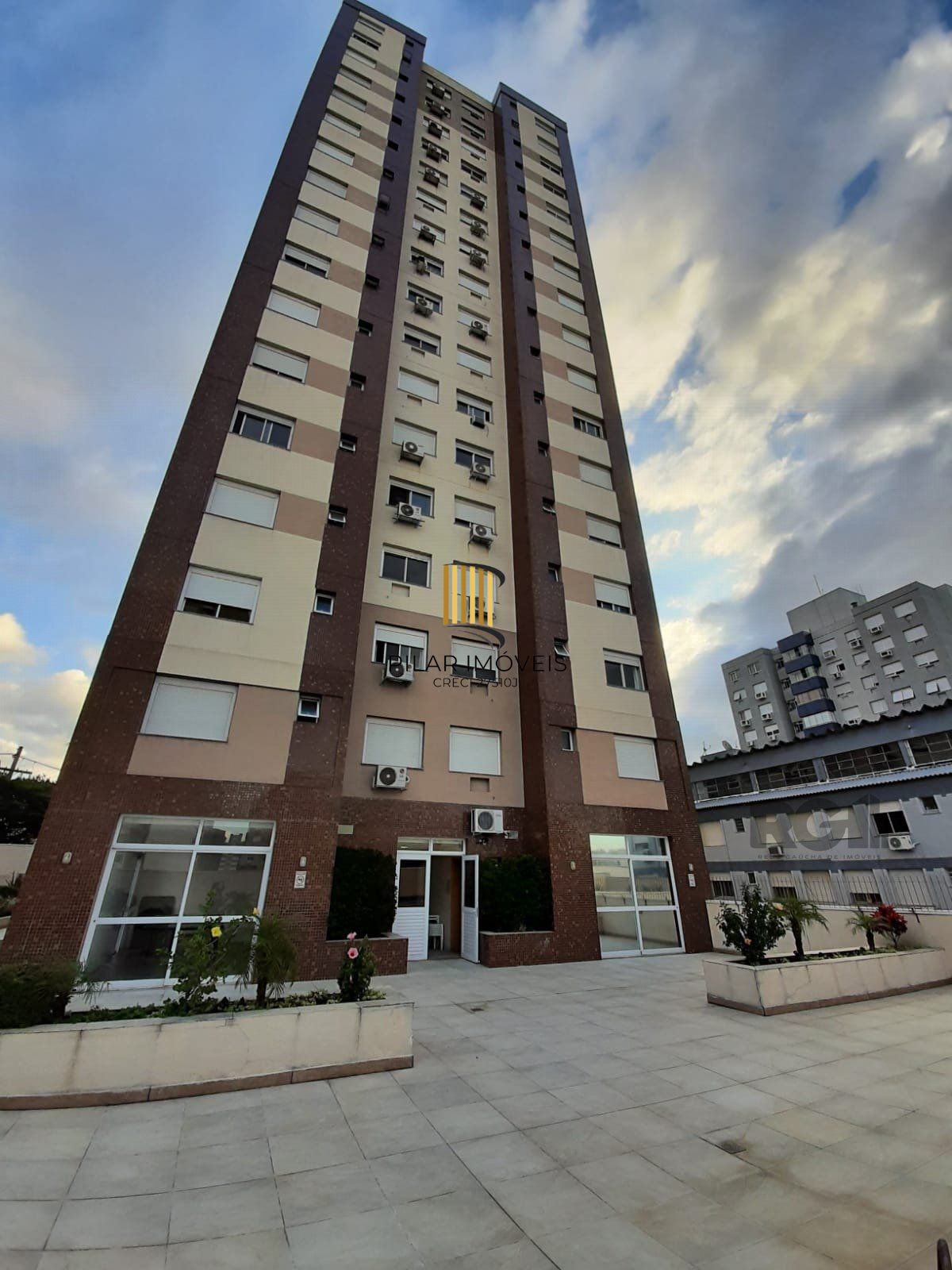 Apartamento 3 dormitórios no bairro Santana