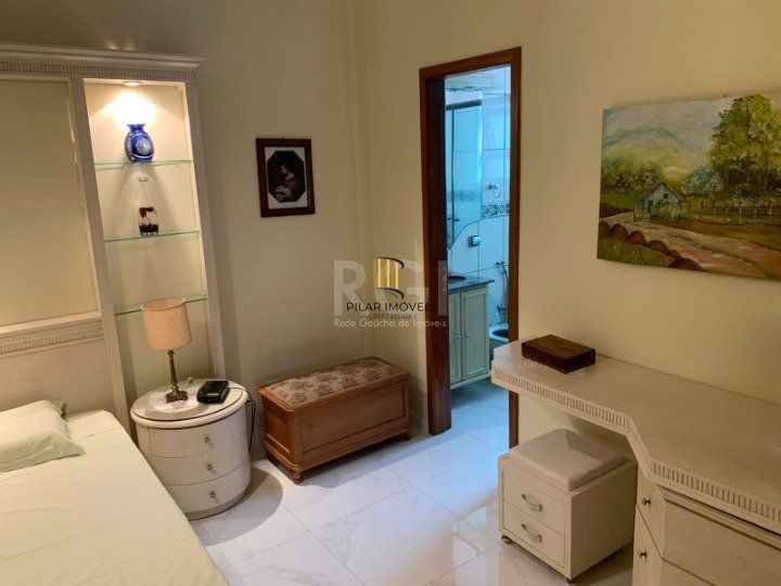 Apartamento para Venda - 130m², 3 dormitórios, sendo 1 suites, 1 vaga - Rio Branco
