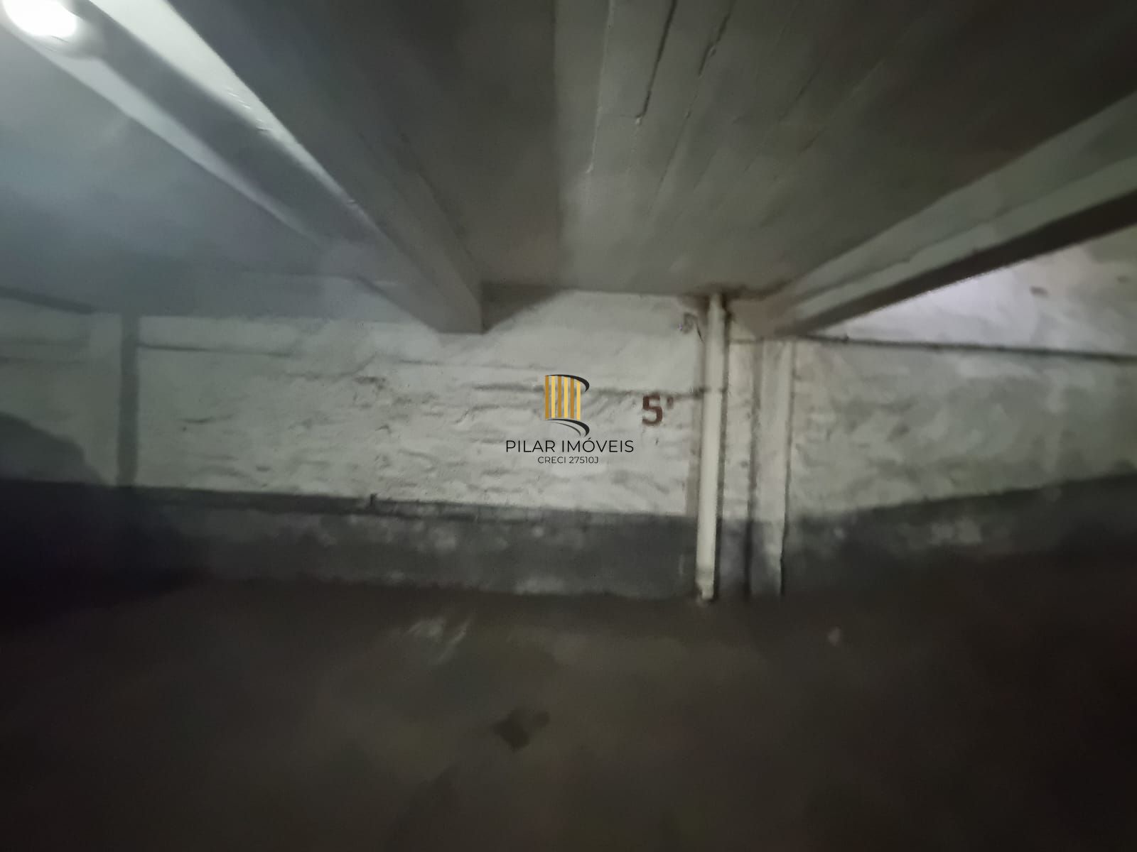 Box de garagem para venda no centro