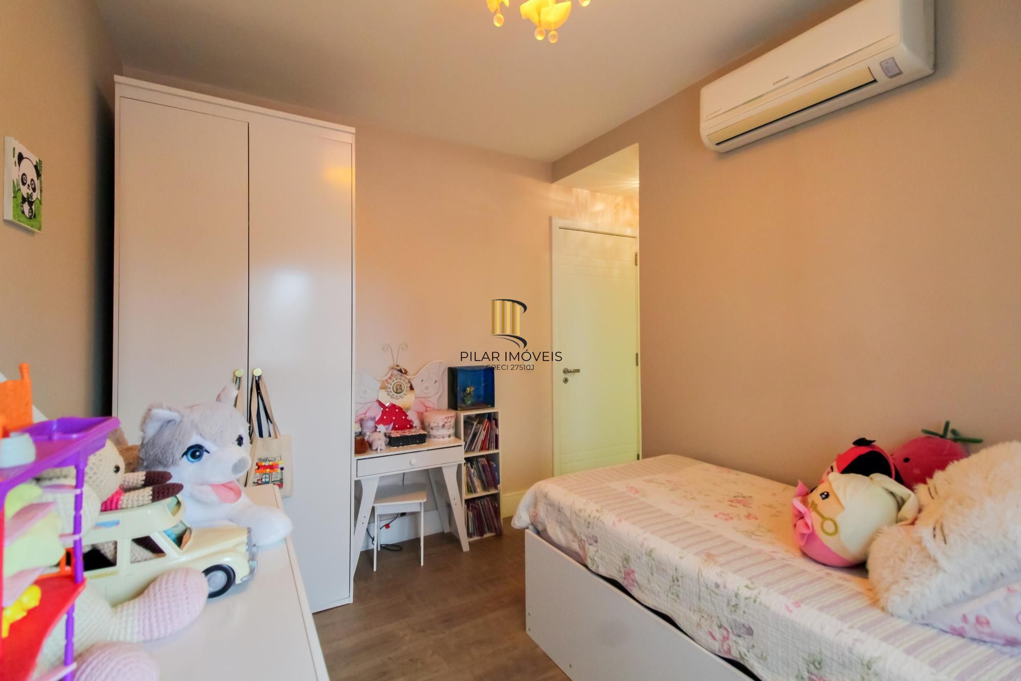 Apartamento 3 dormitórios no bairro Menino Deus