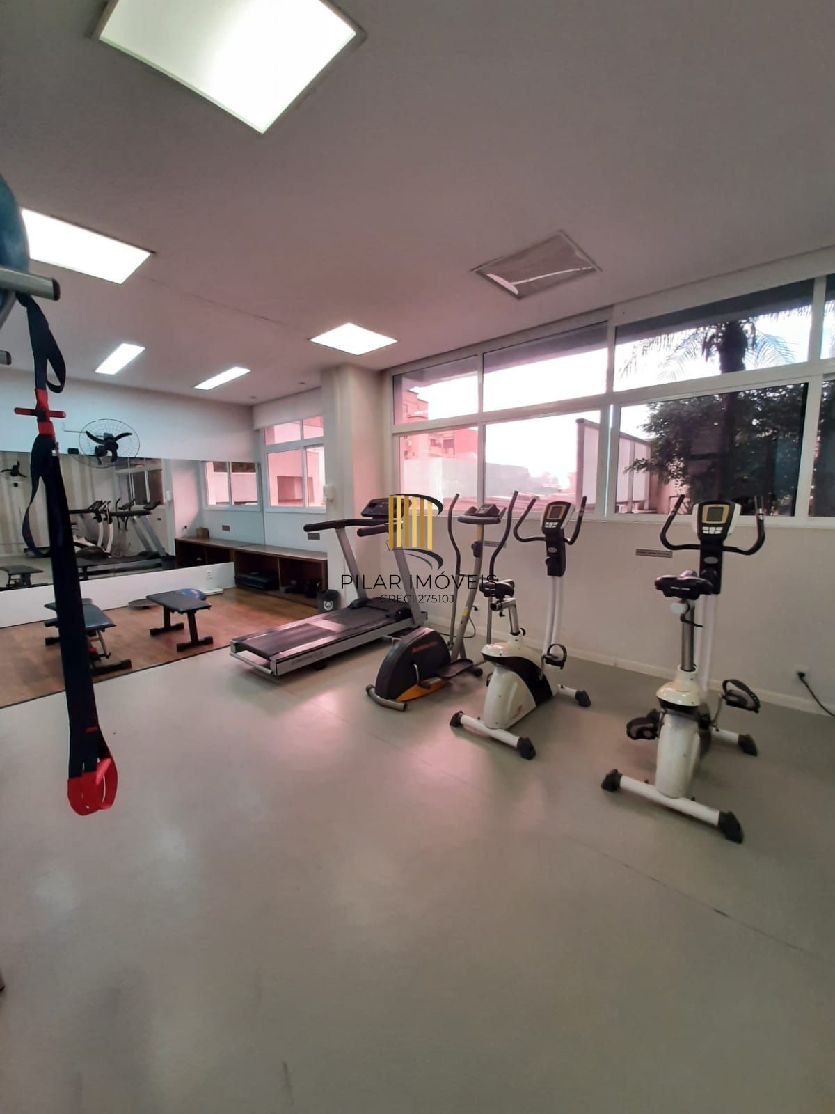 Apartamento 2 dormitórios no bairro Azenha