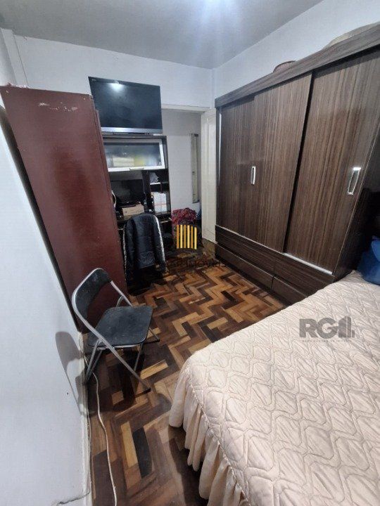 Apartamento 4 dormitórios no bairro Menino Deus