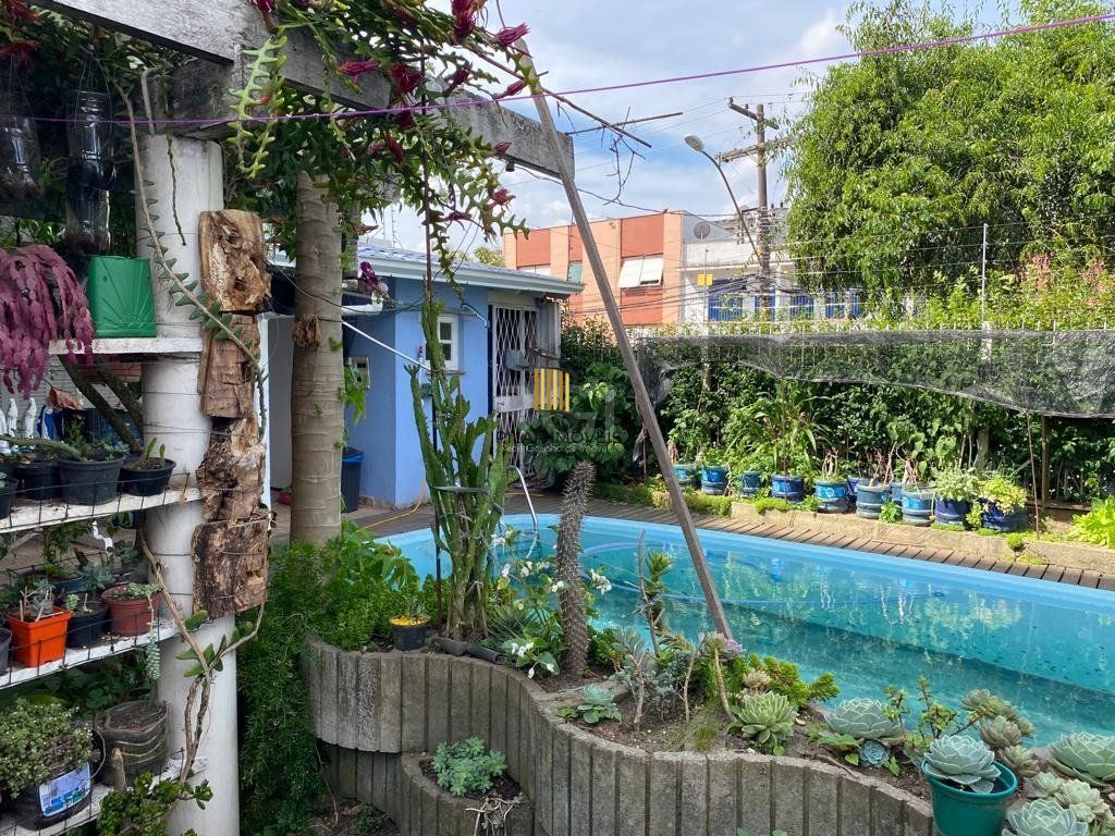 Casa para Venda - 316m², 3 dormitórios, sendo 1 suites, 4 vagas - Santana