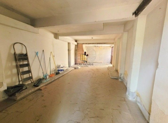 Casa 3 dormitórios no bairro Petrópolis