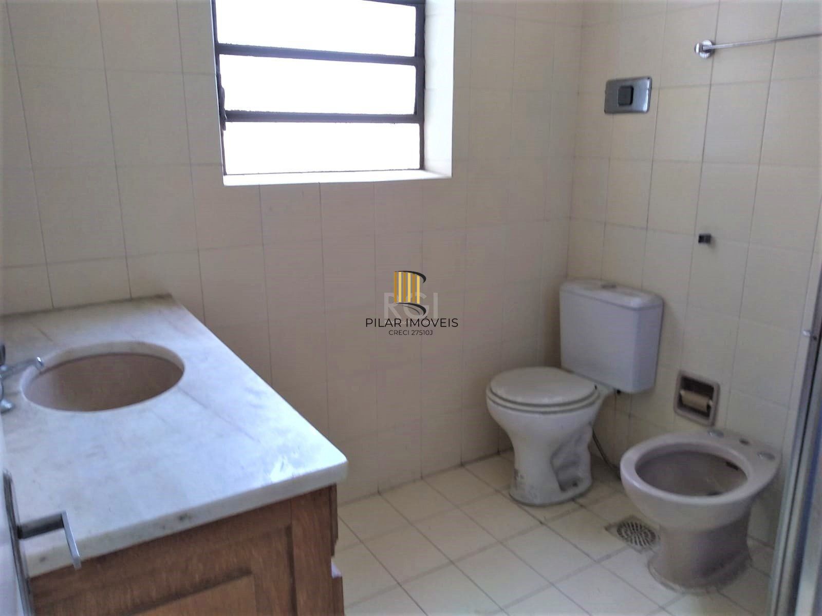 Casa para Venda - 124.36m², 3 dormitórios, sendo 2 suites, Santana