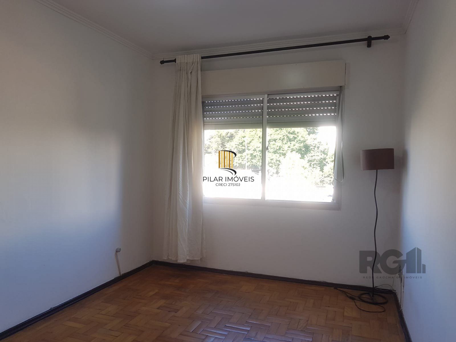 Apartamento 2 dormitórios no bairro Azenha