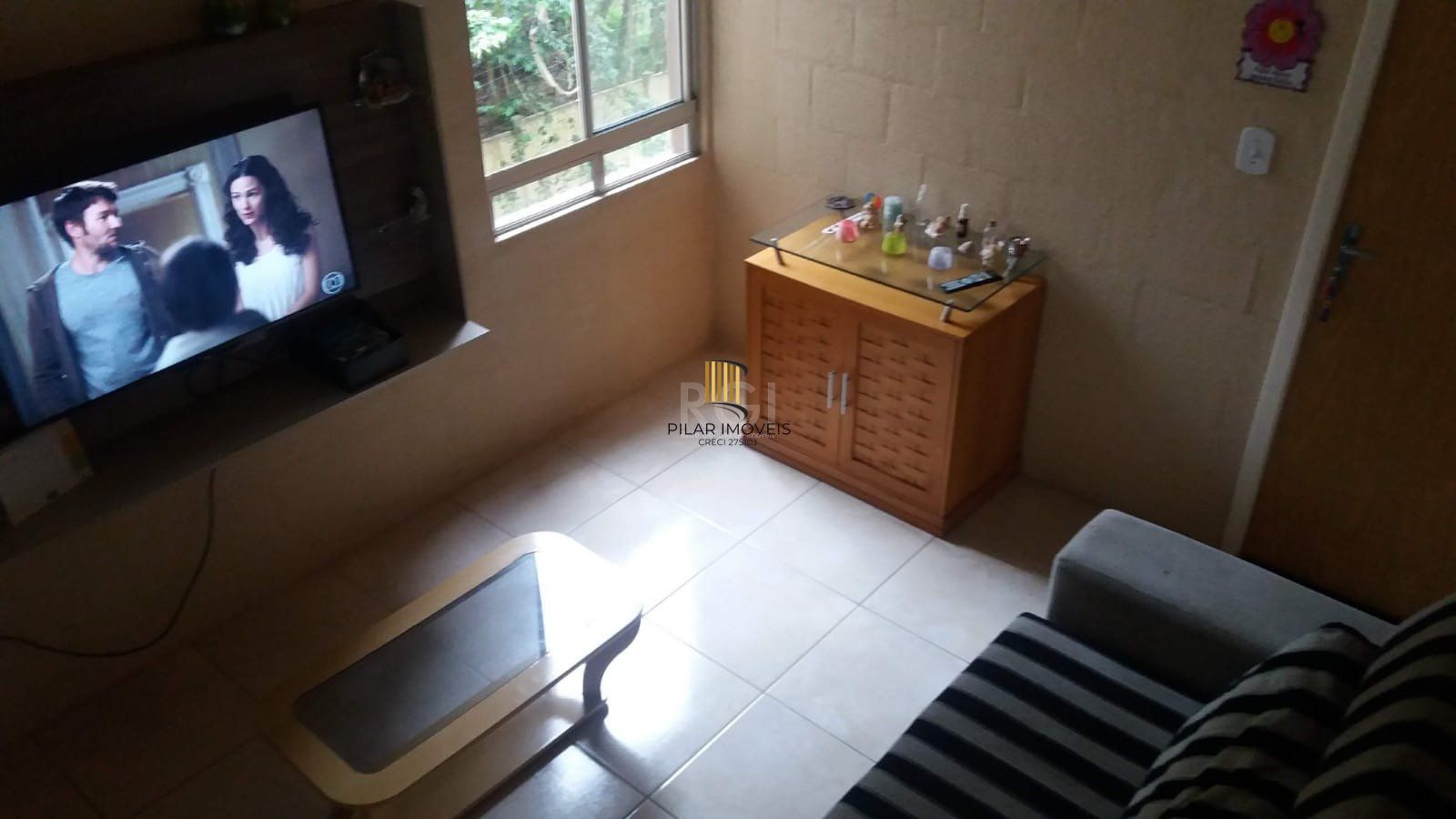 Apartamento para Venda - 38.38m², 2 dormitórios, 1 vaga - Lomba do Pinheiro